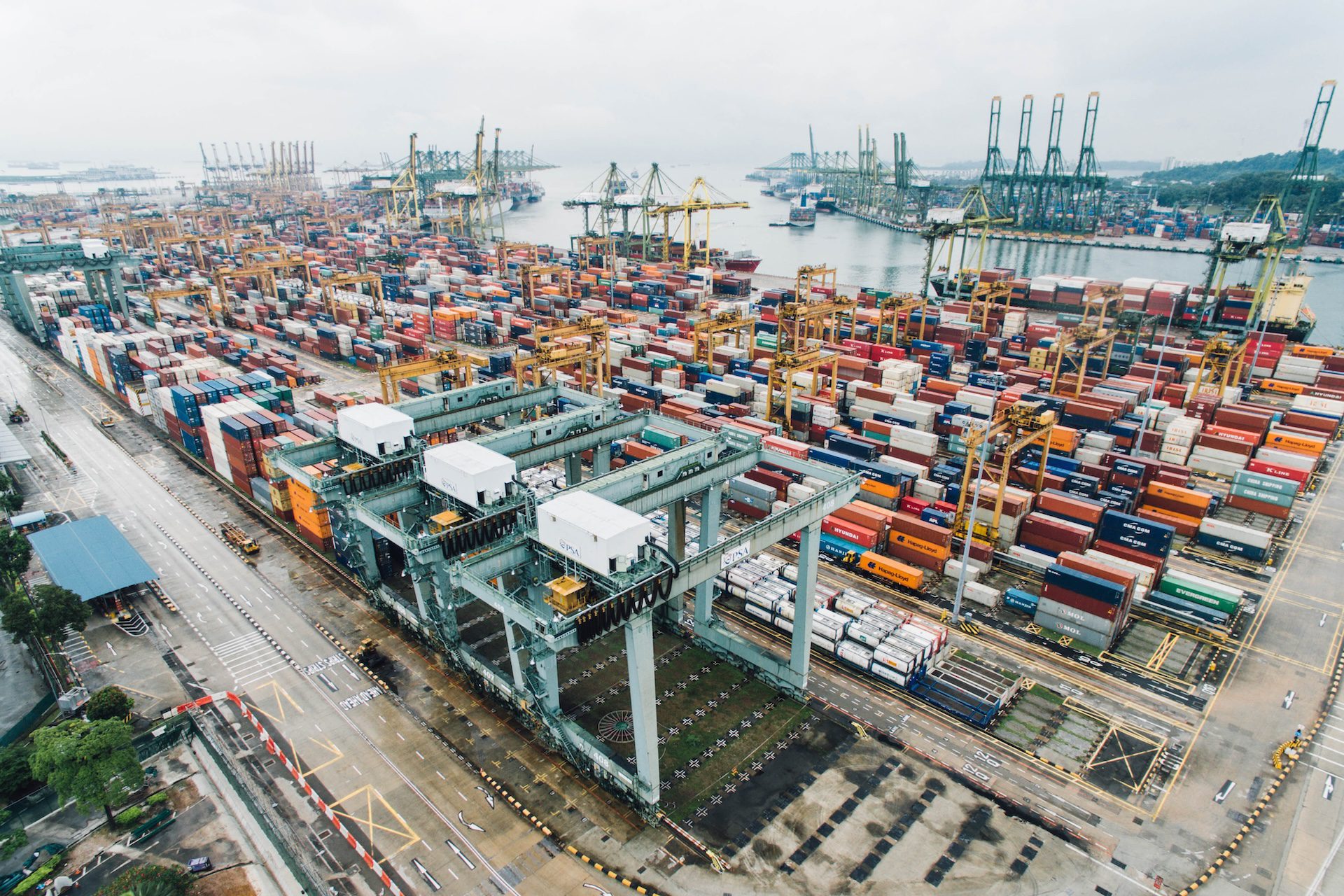 shipping container port